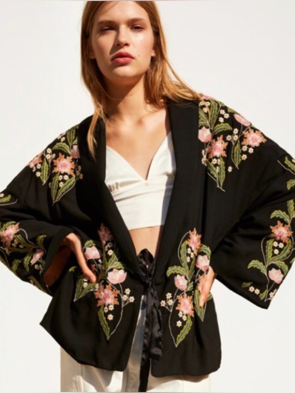 Zara TRF Collection Black Embroidered Floral Jacket size S/M